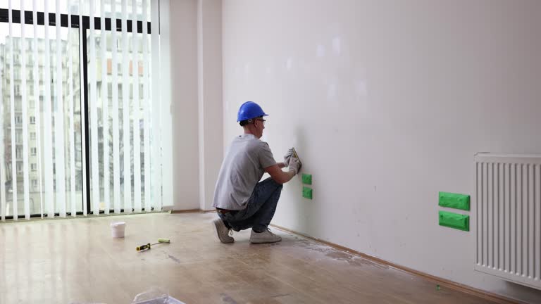 Best Basement Mold Removal  in Gahanna, OH